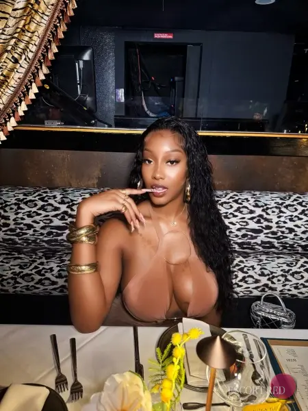 Kimmy, Nigerian trans escort in Hong Kong — photo 5