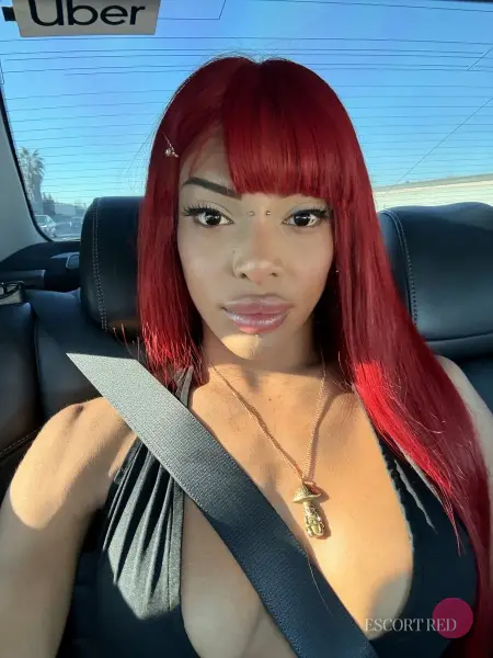 Lola, Brazilian trans escort in Macau