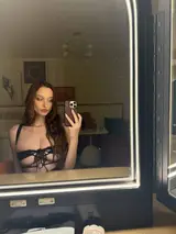 Lucia Elise, escort in Bangkok — photo 4