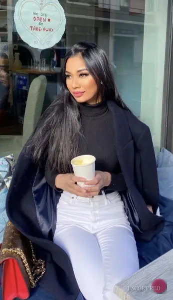 Maddy, Thai trans escort in Bangkok — photo 6