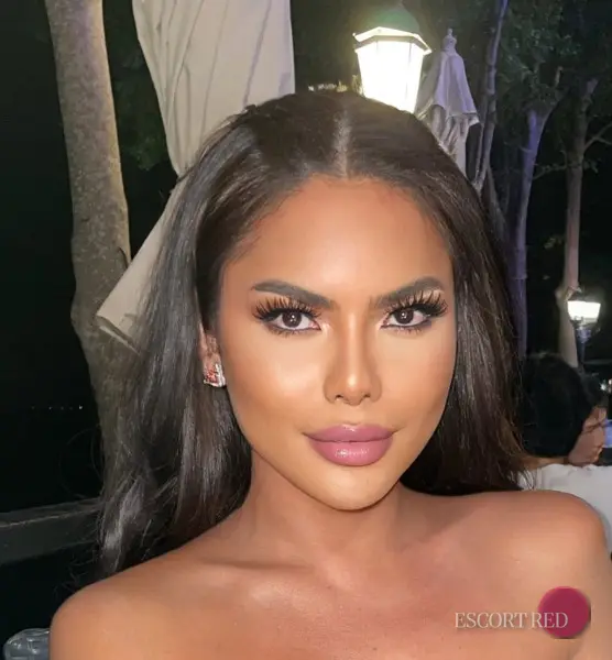 Manira, Chinese trans escort in Hong Kong — photo 4