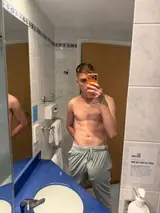 Mason, British male escort in Tokyo — photo 2