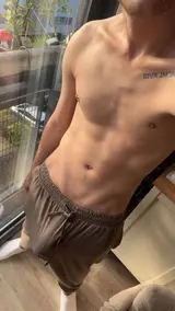 Mason, British male escort in Tokyo — photo 3