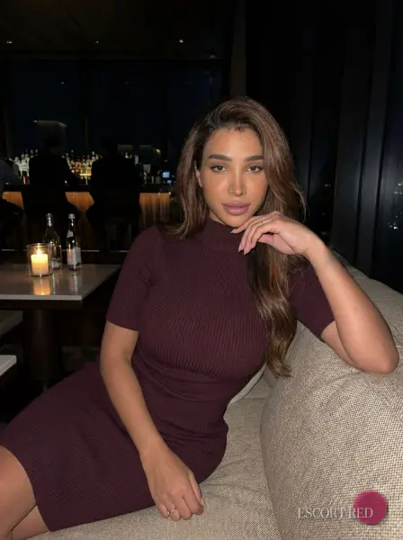 Maya, Brazilian trans escort in Macau — photo 4