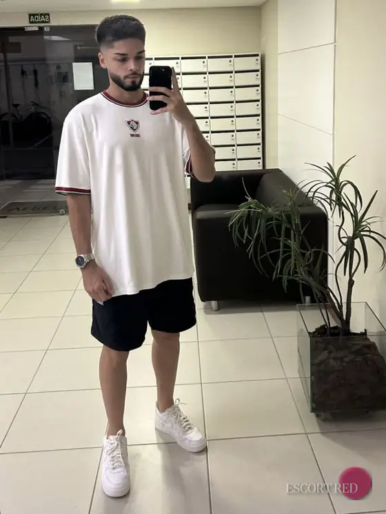 Nick, Brazilian male escort in Hong Kong
