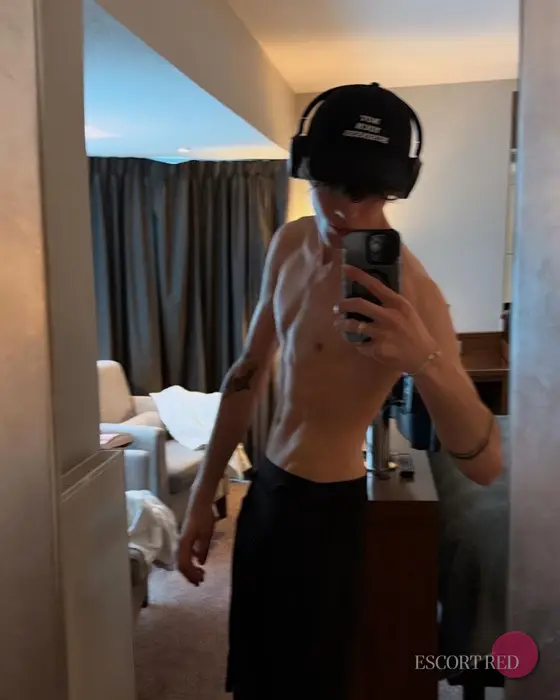 Noel, Russian male escort in Macau — photo 6