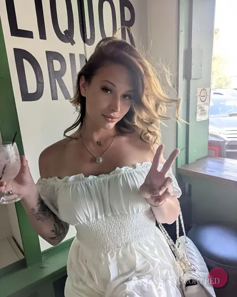 Olivia, British trans escort in Hong Kong — photo 6