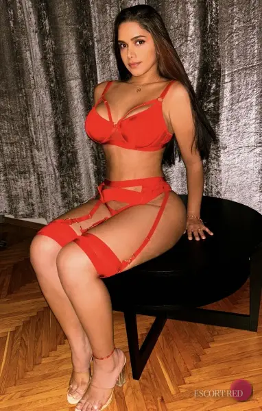 Pamela, Brazilian trans escort in Hong Kong — photo 5