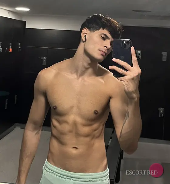 Patrick, Brazilian male escort in Hong Kong — photo 4