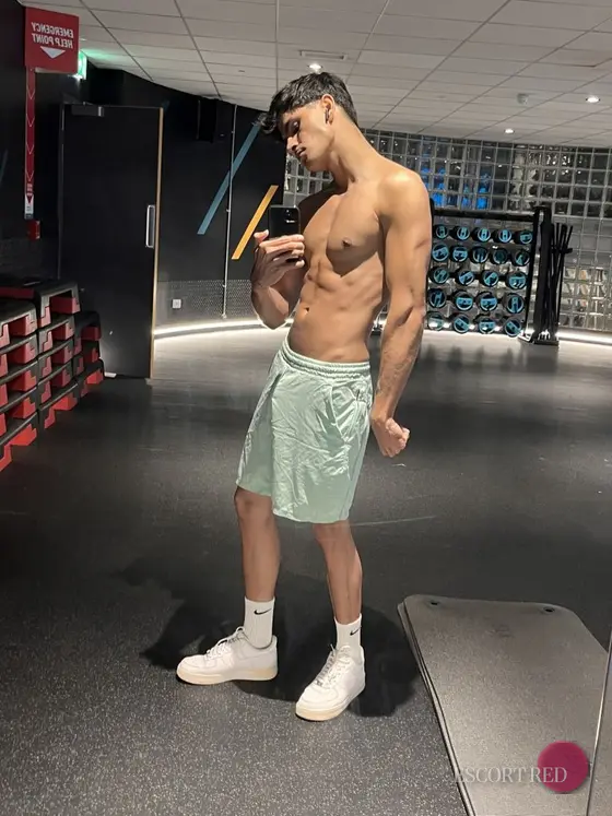 Patrick, Brazilian male escort in Hong Kong — photo 5
