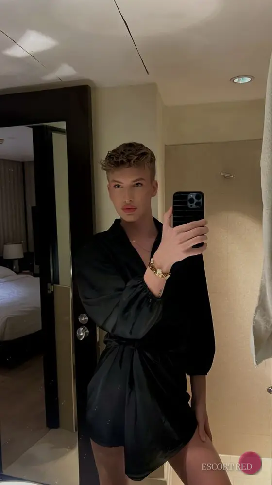 Paul, British male escort in Hong Kong
