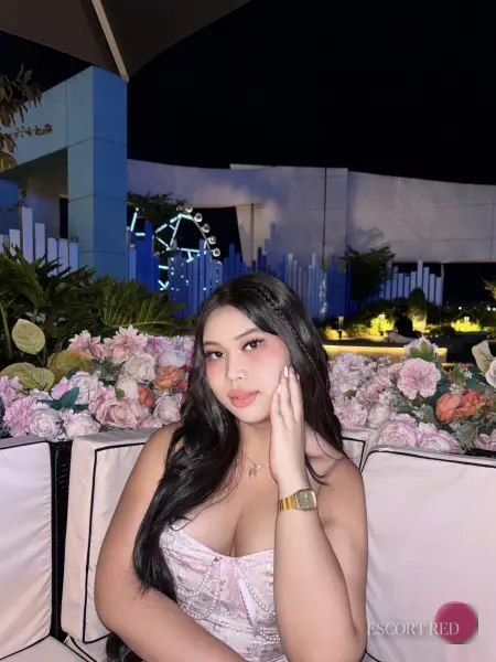 Roxanne, Chinese trans escort in Hong Kong — photo 3