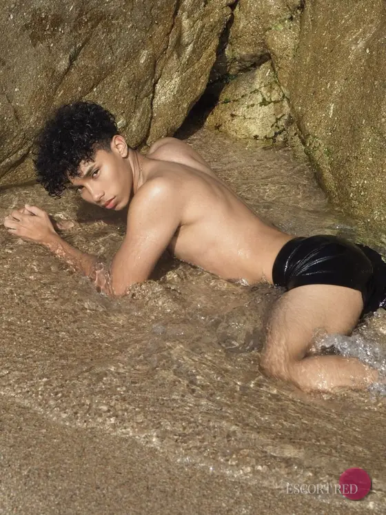 Sean, Brazilian male escort in Hong Kong — photo 4