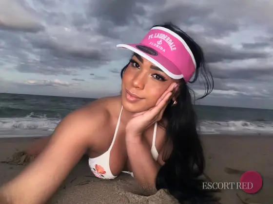Sharlot, Brazilian trans escort in Bangkok — photo 5