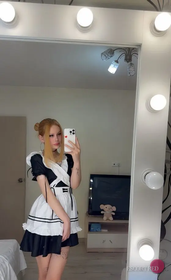 Sonya, Russian trans escort in Hong Kong — photo 6