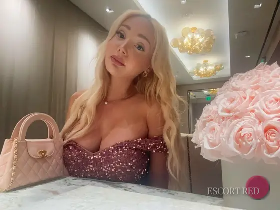 Susan, British trans escort in Bangkok — photo 4
