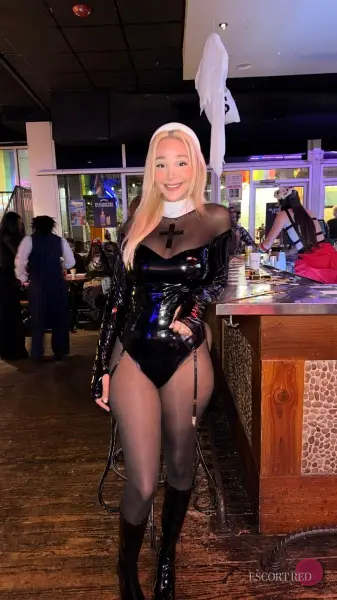 Susan, British trans escort in Bangkok — photo 5