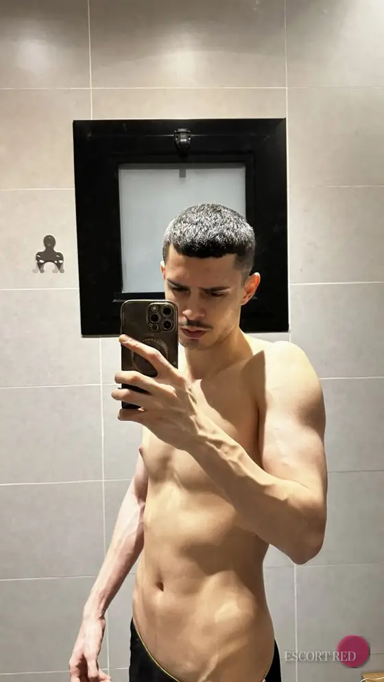 Tarik, British male escort in Bangkok