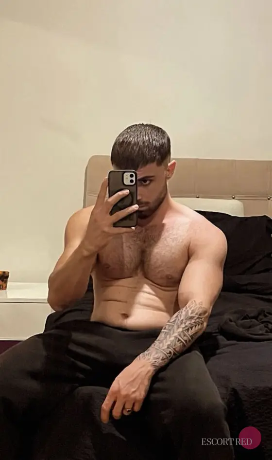 Tarkan, Indian male escort in Bangkok — photo 3