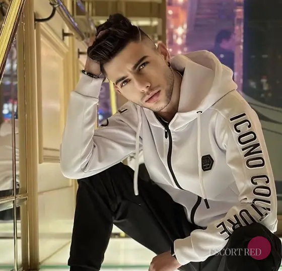Theo, Brazilian male escort in Hong Kong — photo 5