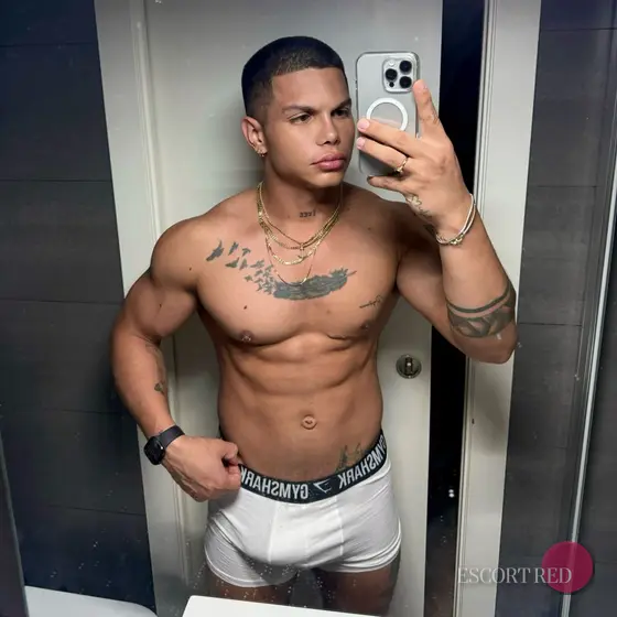 Tommy, Brazilian male escort in Macau