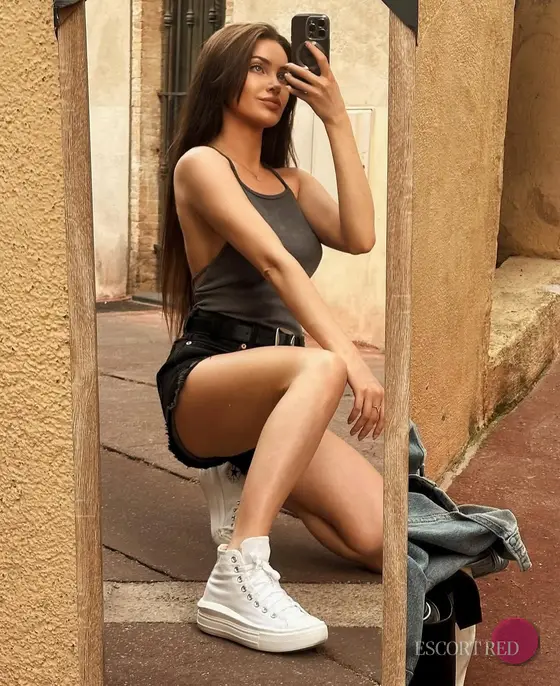Toya, French escort in Hong Kong — photo 5