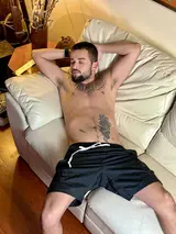 Travis, Russian male escort in Hong Kong — photo 4