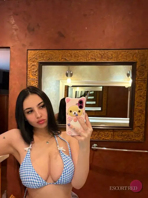 Petra, Slovenian escort in Bangkok — photo 3