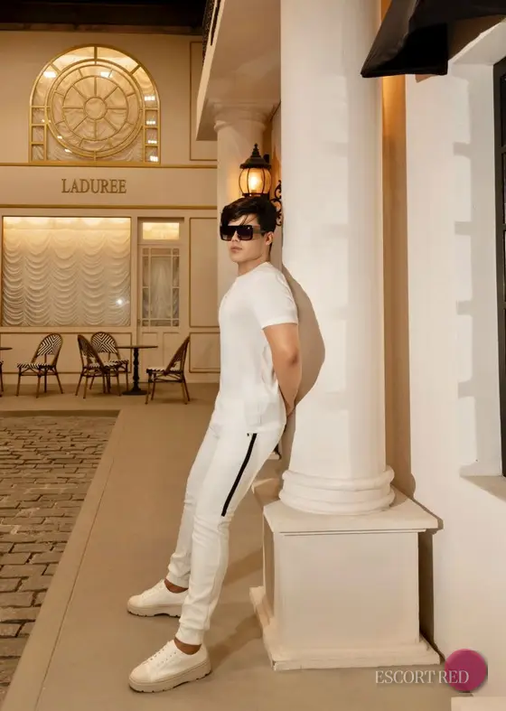 Valentin, Brazilian male escort in Hong Kong — photo 4