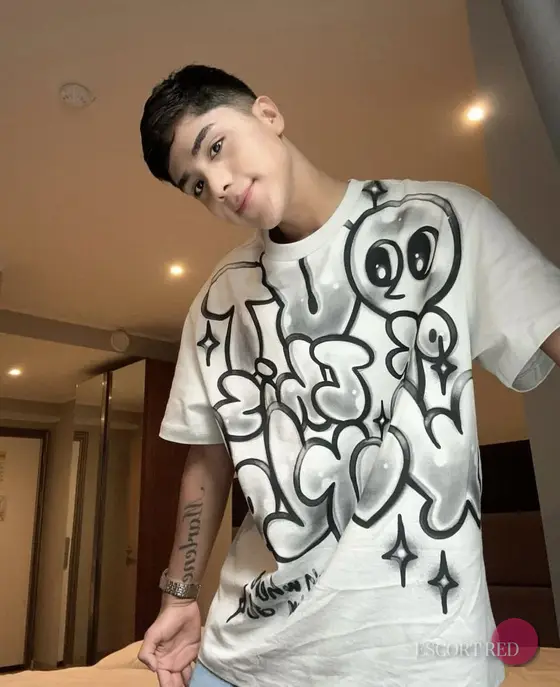 Valentino, Brazilian male escort in Hong Kong — photo 3