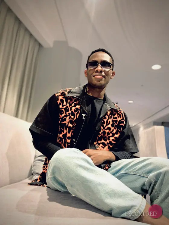 Virgil, Nigerian male escort in Macau — photo 3