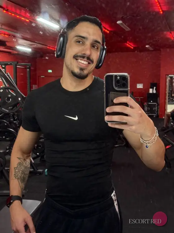 Vitor, Brazilian male escort in Tokyo
