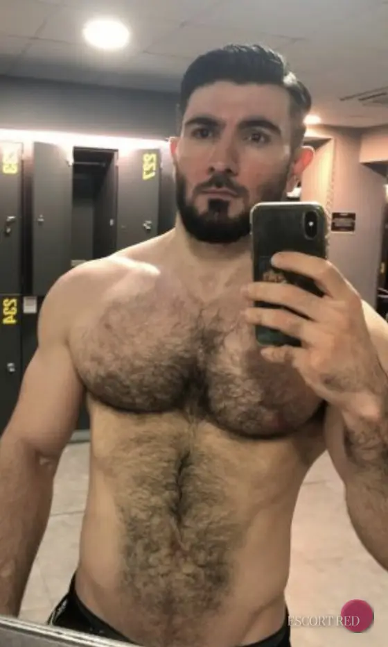 Volk, Russian male escort in Macau
