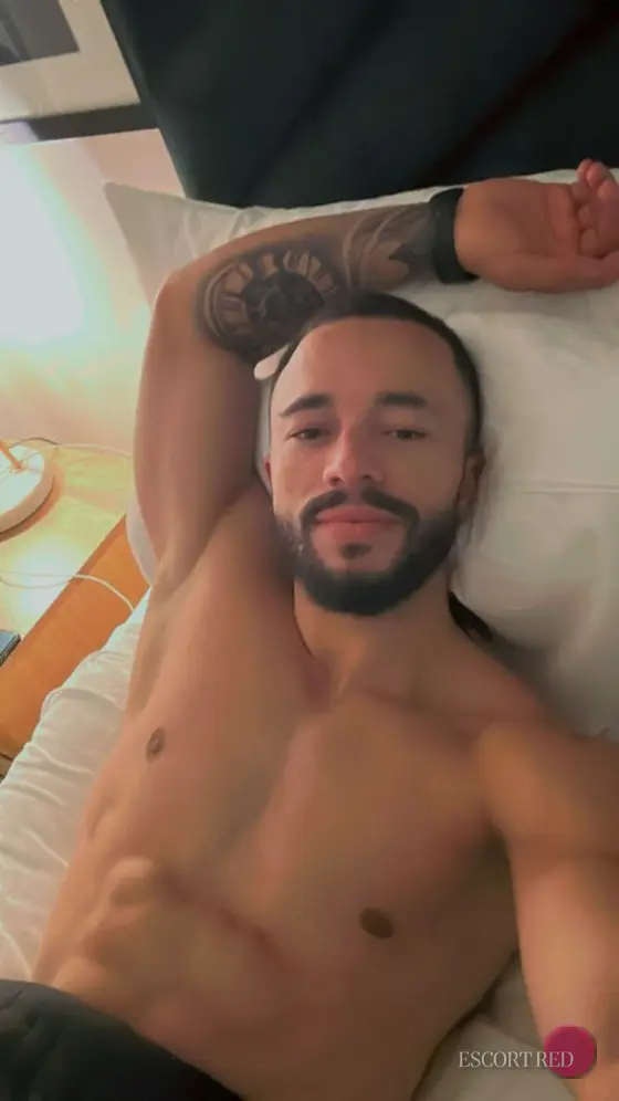 Wallace, Brazilian male escort in Tokyo — photo 6
