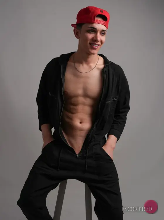 Wilder, Brazilian male escort in Tokyo