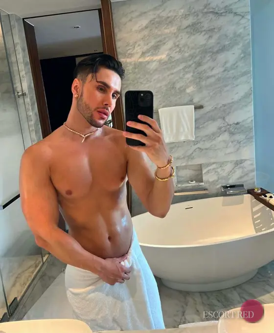 Xavier, Russian male escort in Tokyo — photo 6