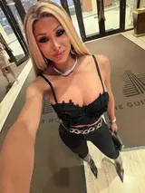 Yeidi, Brazilian trans escort in Tokyo — photo 4