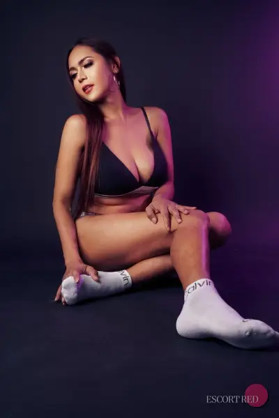 Zara, Thai trans escort in Bangkok — photo 5