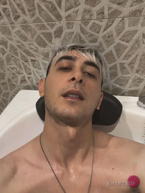 Zarussi, Russian male escort in Bangkok — photo 4