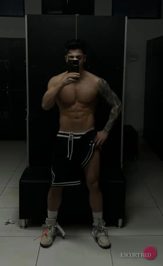 Zedy, Brazilian male escort in Bangkok