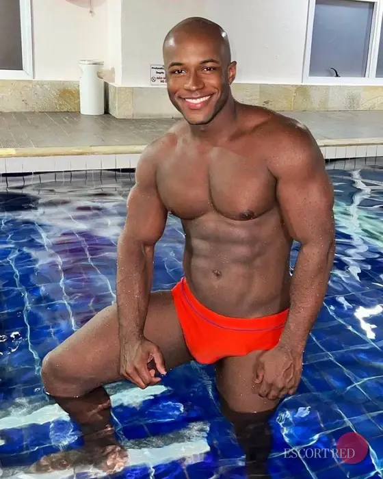 Zuri, Nigerian male escort in Tokyo — photo 4